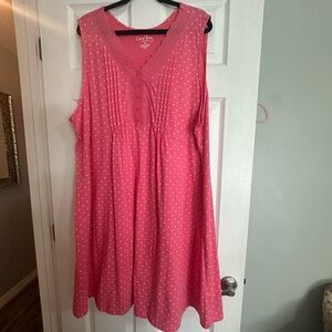 Coral Bay Pink and White Dotted nightgown GUC